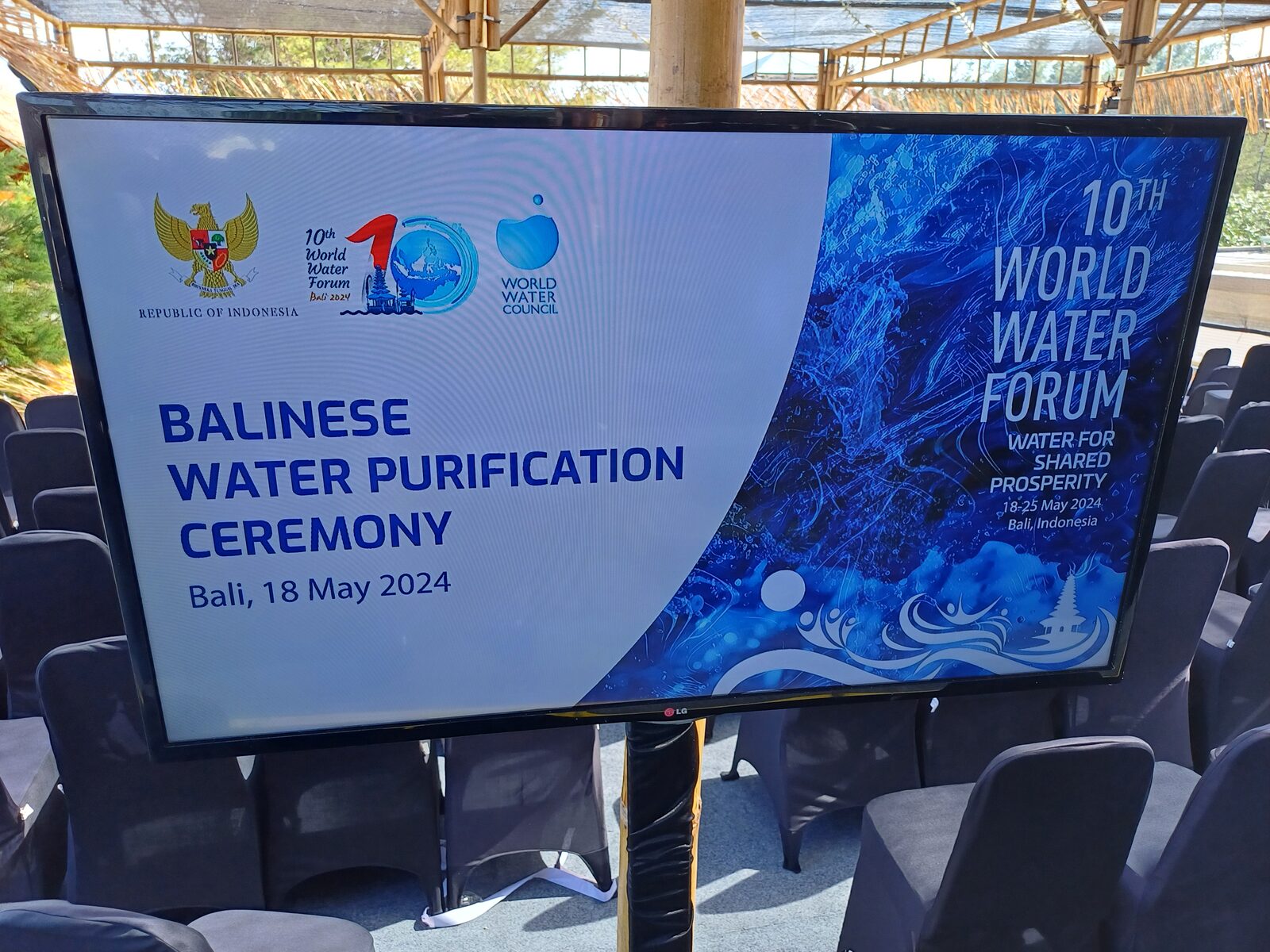 Session screen at the 10th World Water Forum, Bali